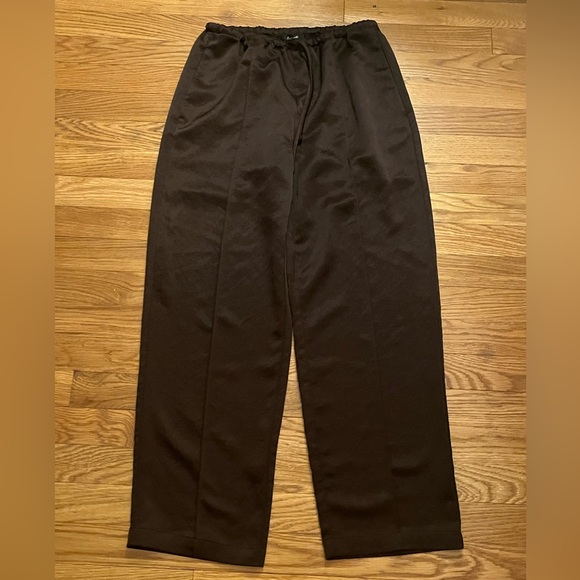 Madewell Pintucked Slim Pull-On Pants in Satin - Picture 6 of 6